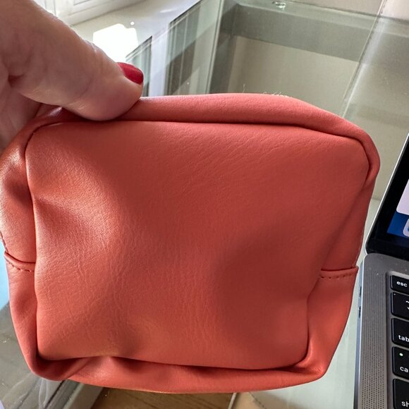 Cute travel make up case new no tags or box - Picture 6 of 6